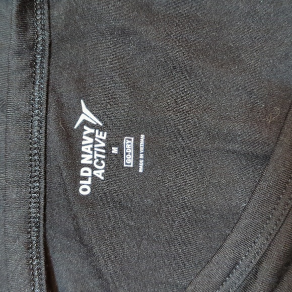 Old Navy Cropped Workout Short Sleeve Top - Picture 5 of 6